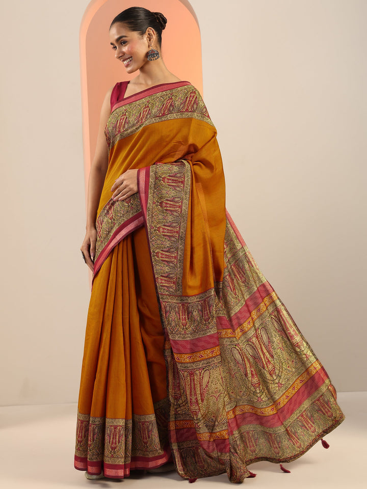Mustard Solid Cotton Saree With Unstitched Blouse Piece