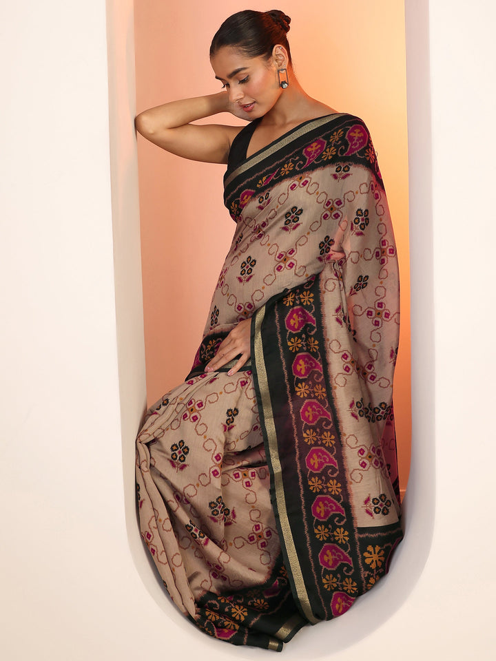 Beige Printed Cotton Saree With Unstitched Blouse Piece