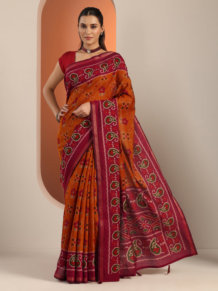 Mustard Printed Cotton Blend Saree With Unstitched Blouse Piece