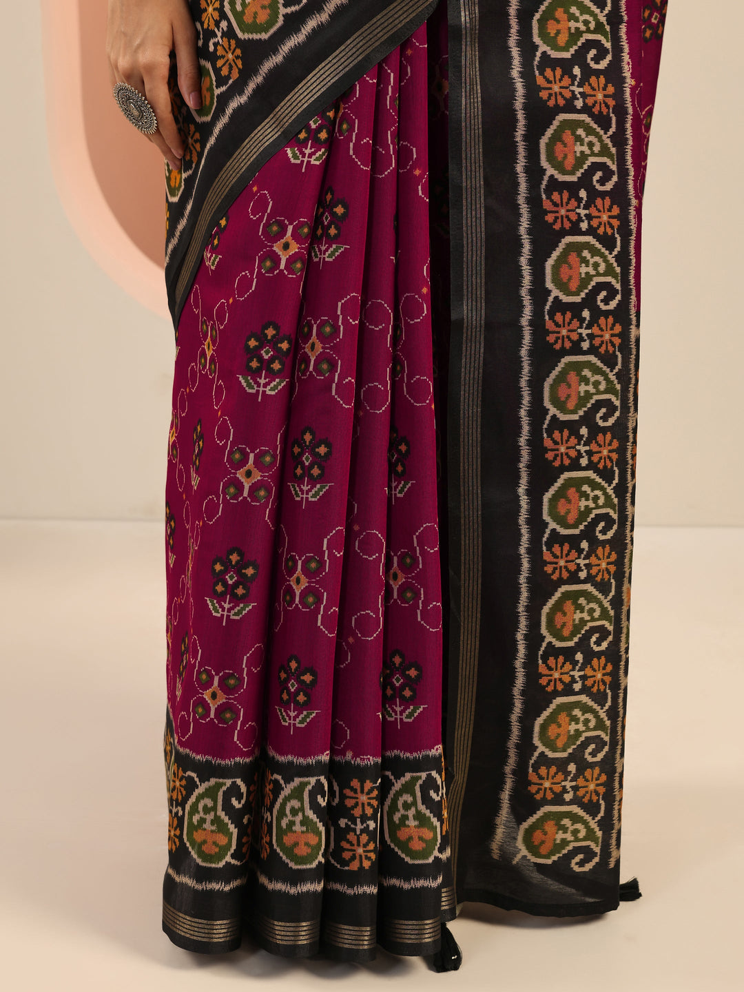 Maroon Printed Cotton Saree With Unstitched Blouse Piece