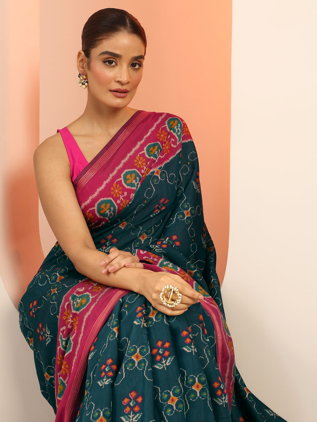 Teal Printed Cotton Saree With Unstitched Blouse Piece