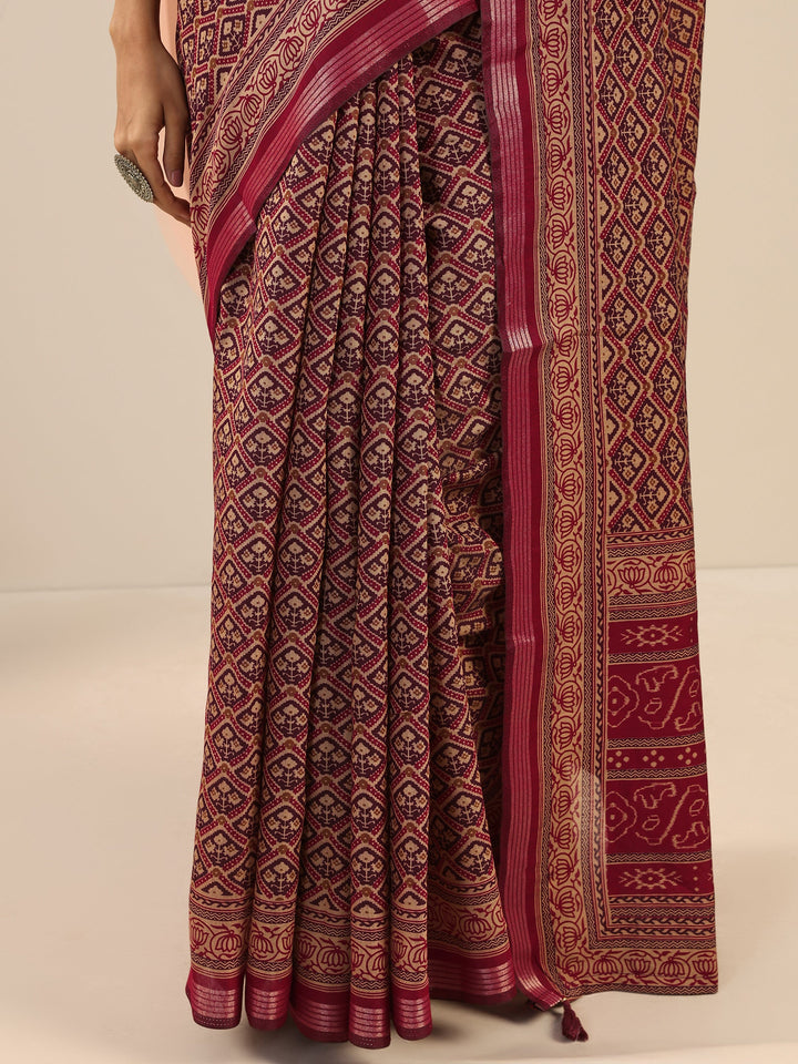 Maroon Printed Cotton Saree With Unstitched Blouse Piece