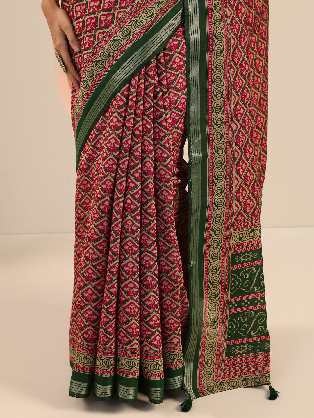 Multi Printed Cotton Saree With Unstitched Blouse Piece