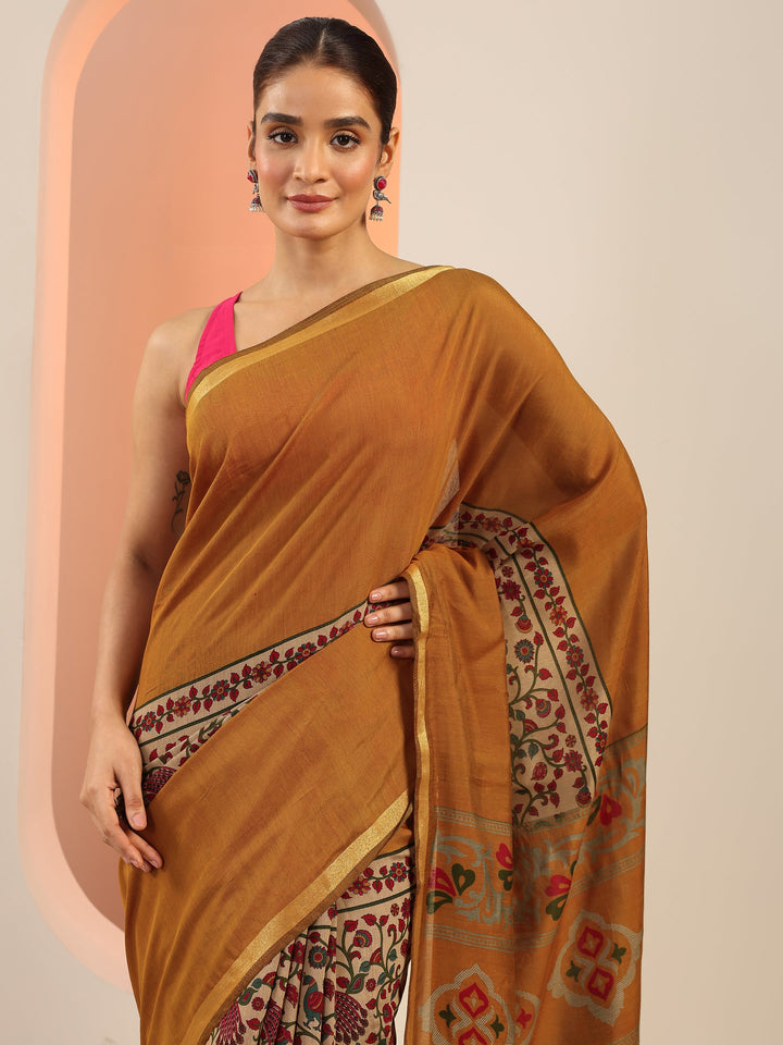 Mustard Printed Cotton Saree With Unstitched Blouse Piece