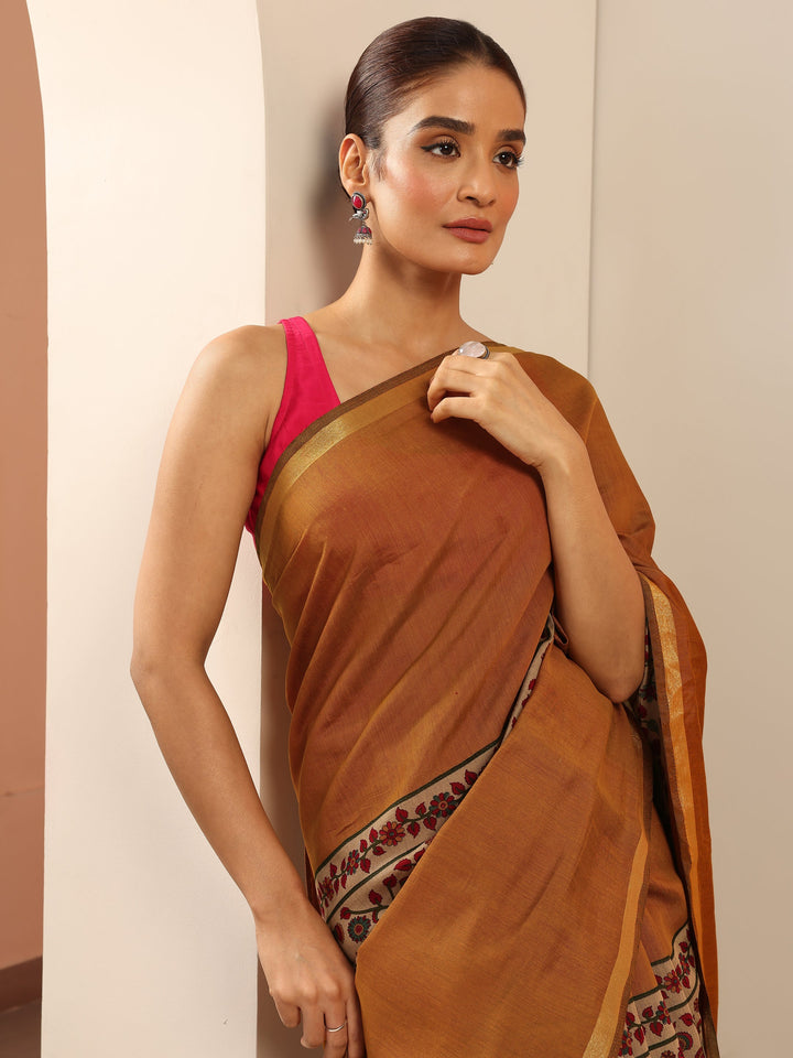 Mustard Printed Cotton Saree With Unstitched Blouse Piece