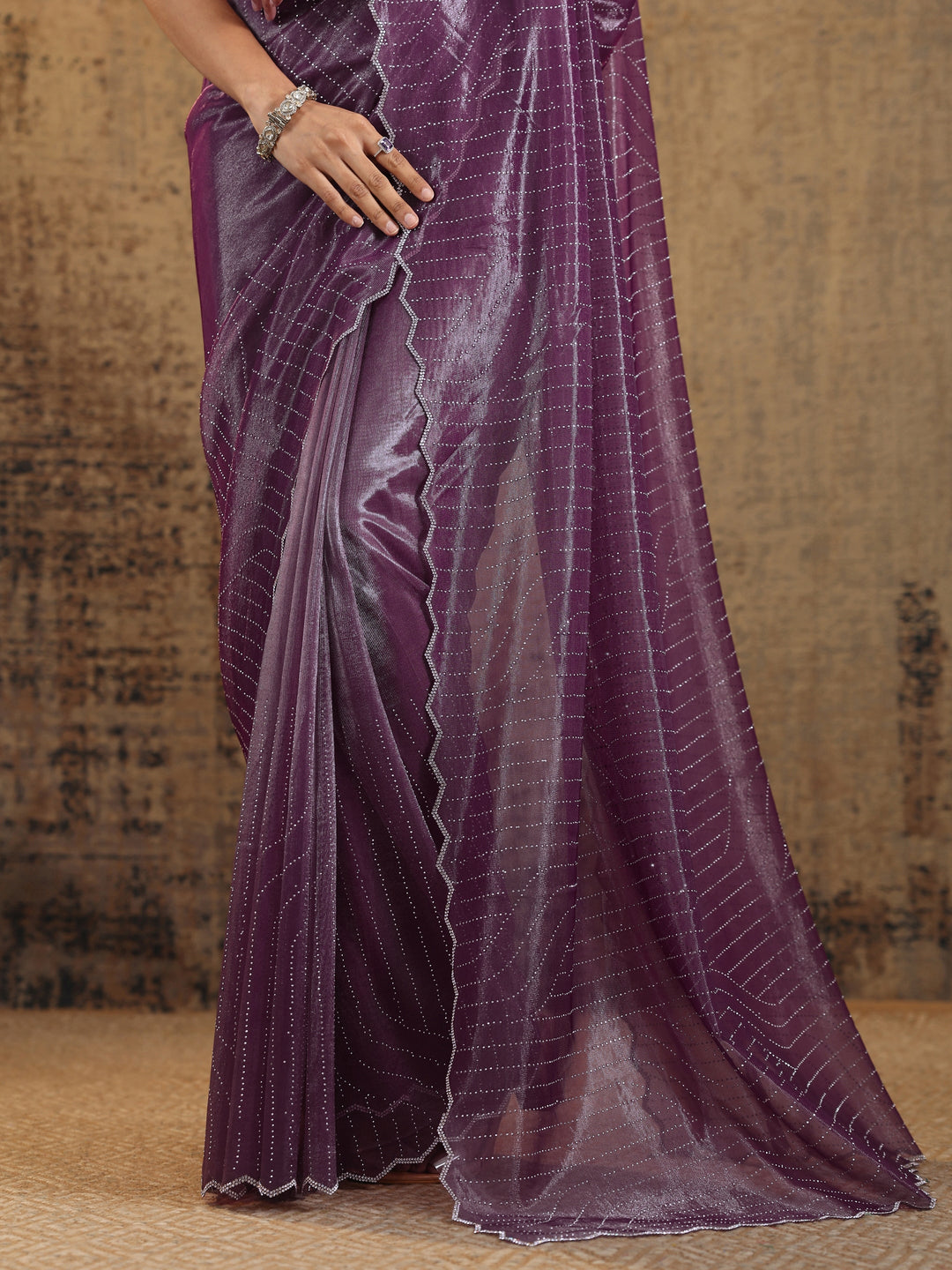 Purple Embellished Organza Saree With Unstitched Blouse Piece