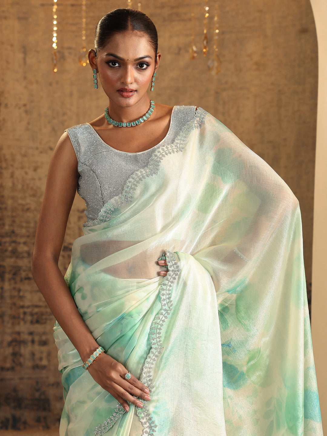 Green Printed Satin Saree With Unstitched Blouse Piece