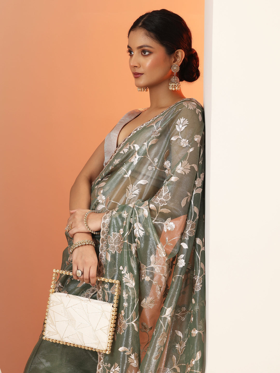 Green Embroidered Nylon Saree With Unstitched Blouse Piece