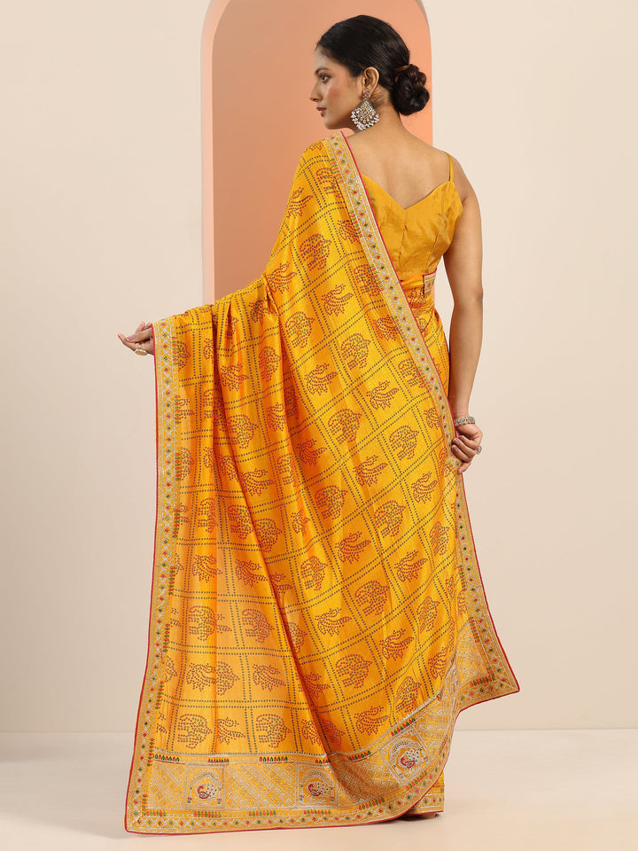 Mustard Printed Silk blend Saree With Unstitched Blouse Piece