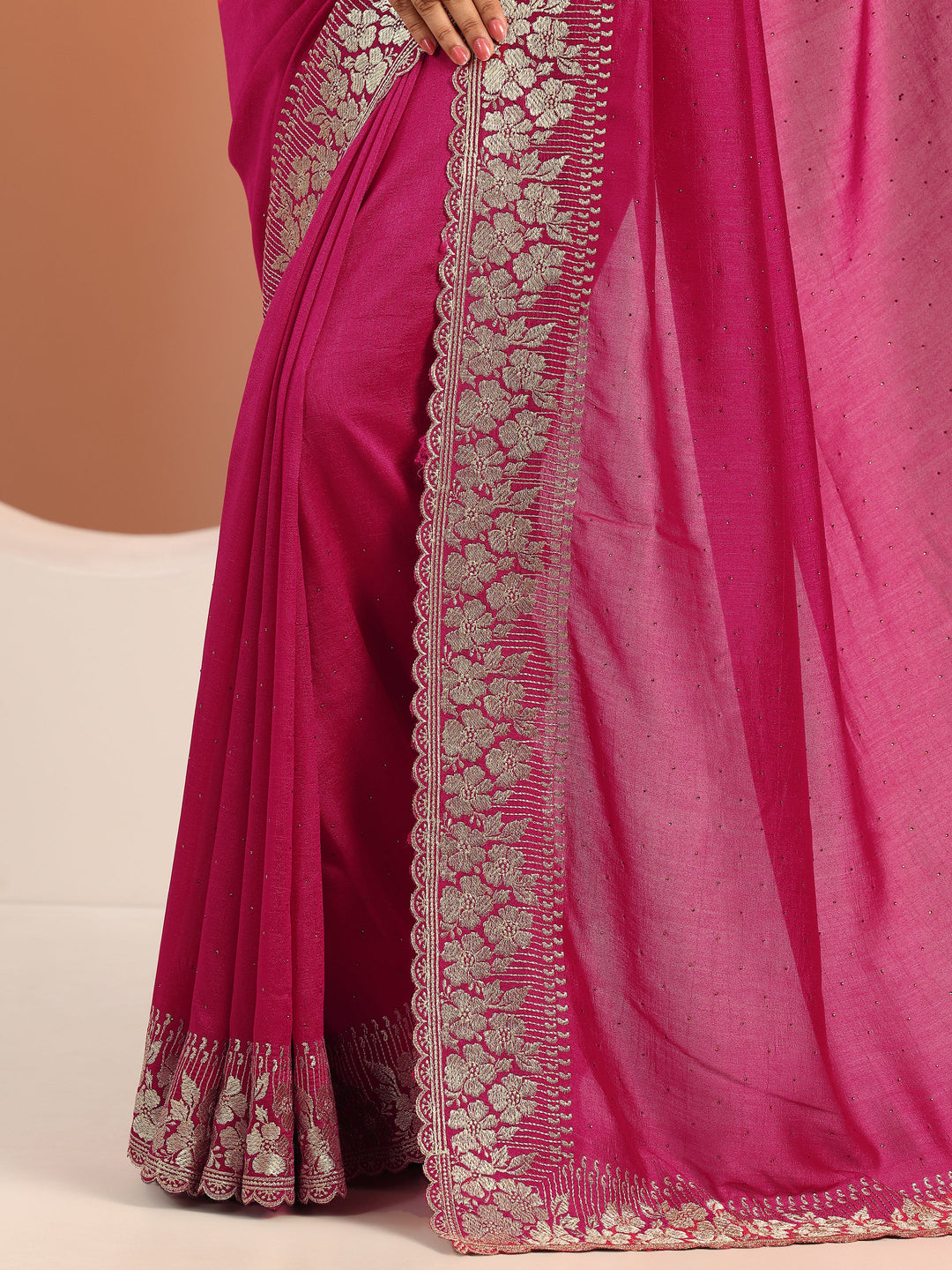 Pink Embellished Silk blend Saree With Unstitched Blouse Piece