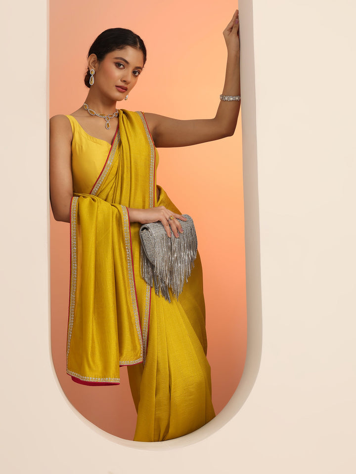 Mustard Solid Silk blend Saree With Unstitched Blouse Piece