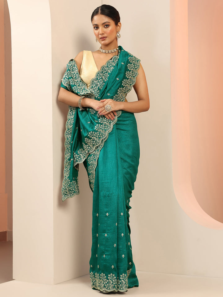 Green Embroidered Silk Blend Saree With Unstitched Blouse Piece
