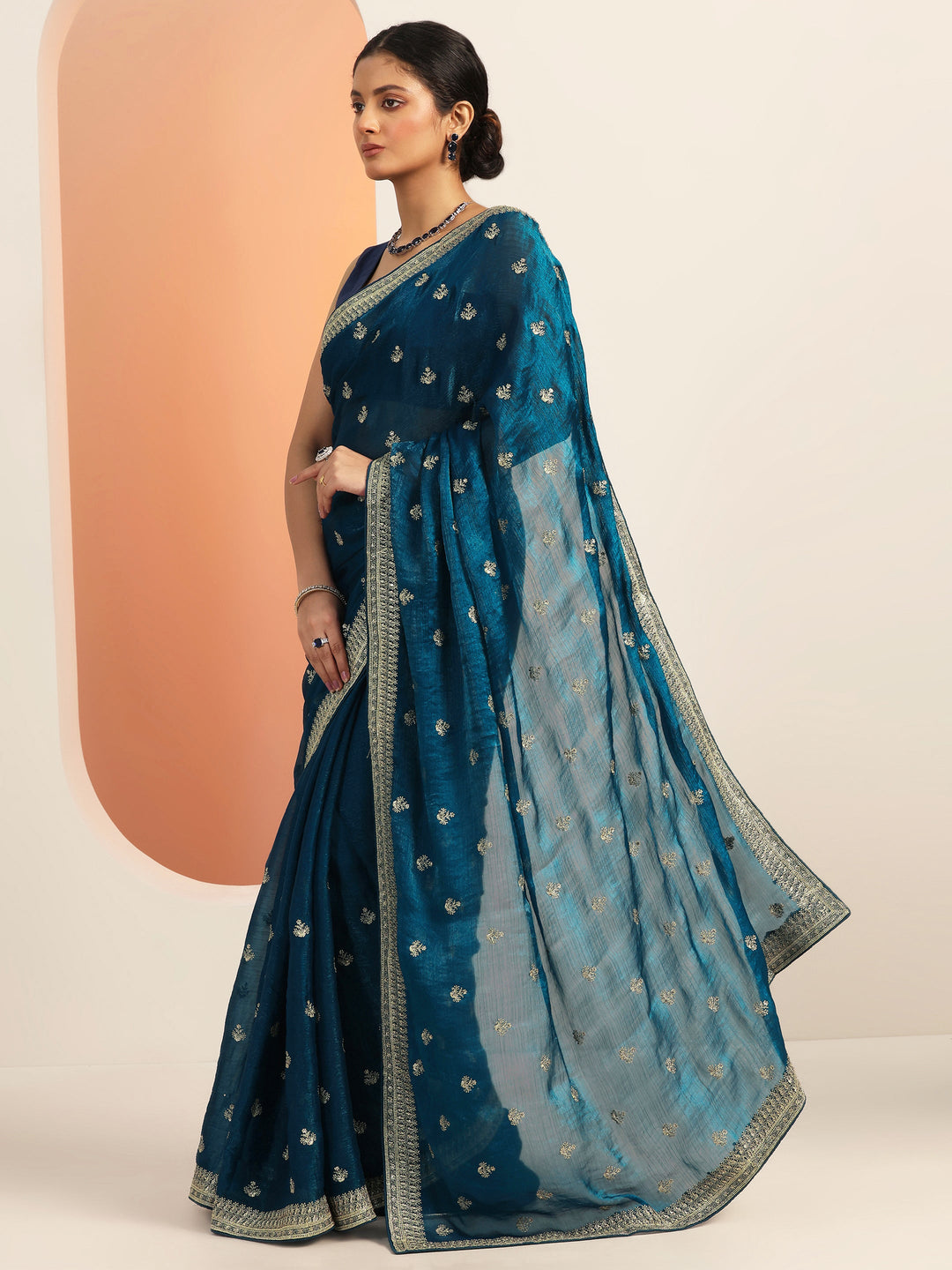 Teal Embroidered Chiffon Saree With Unstitched Blouse Piece