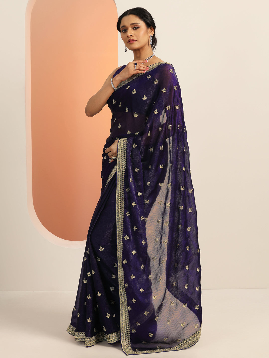 Purple Embroidered Chiffon Saree With Unstitched Blouse Piece