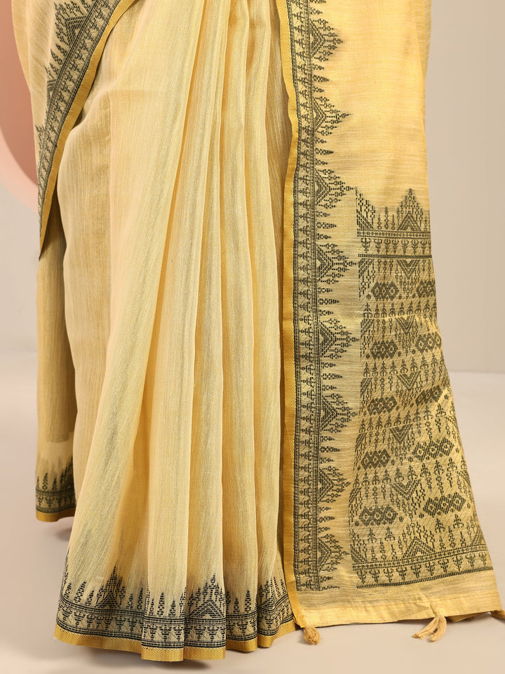 Beige Solid Silk Saree With Unstitched Blouse Piece