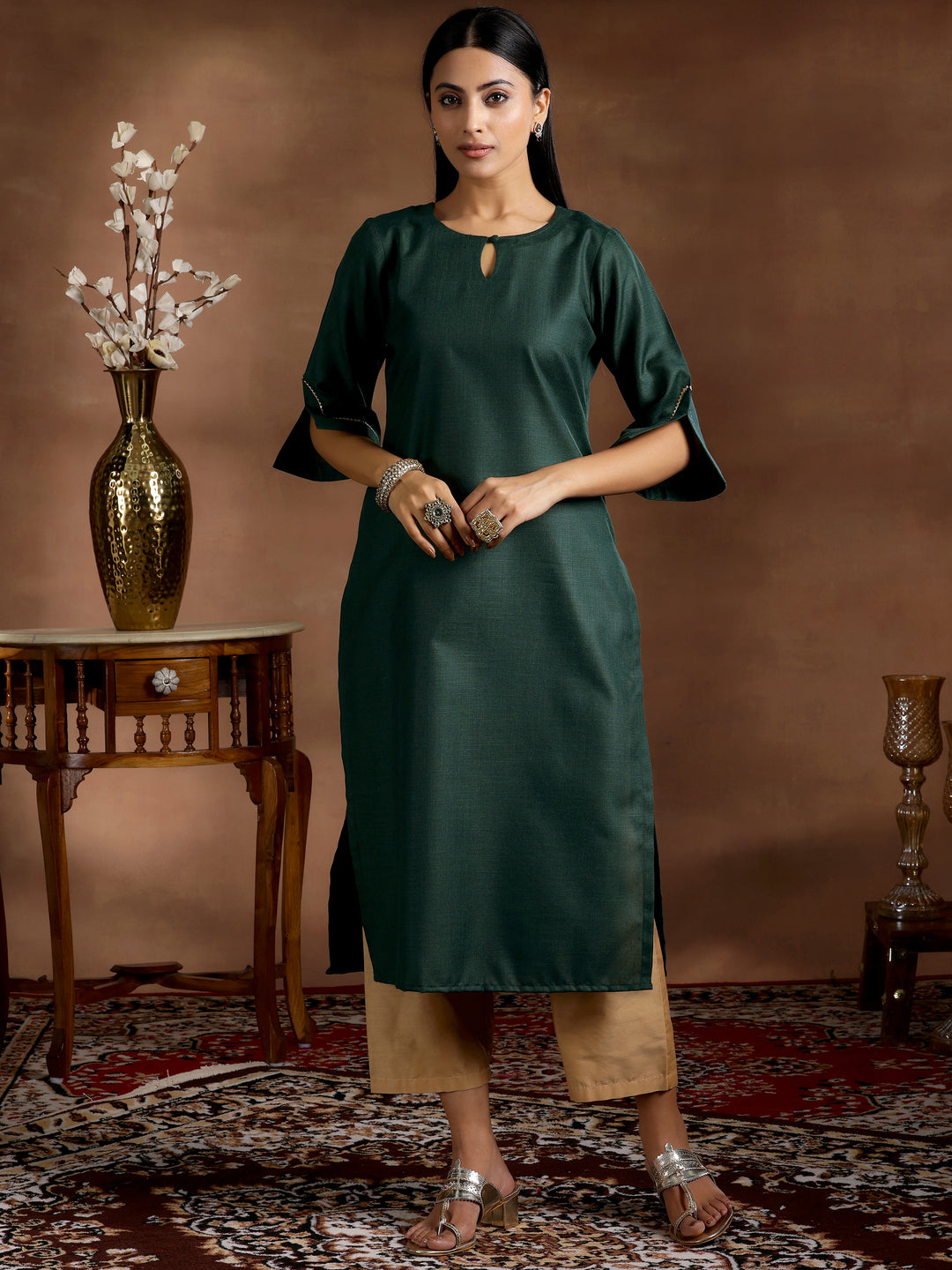 Green Solid Cotton Blend Straight Kurta