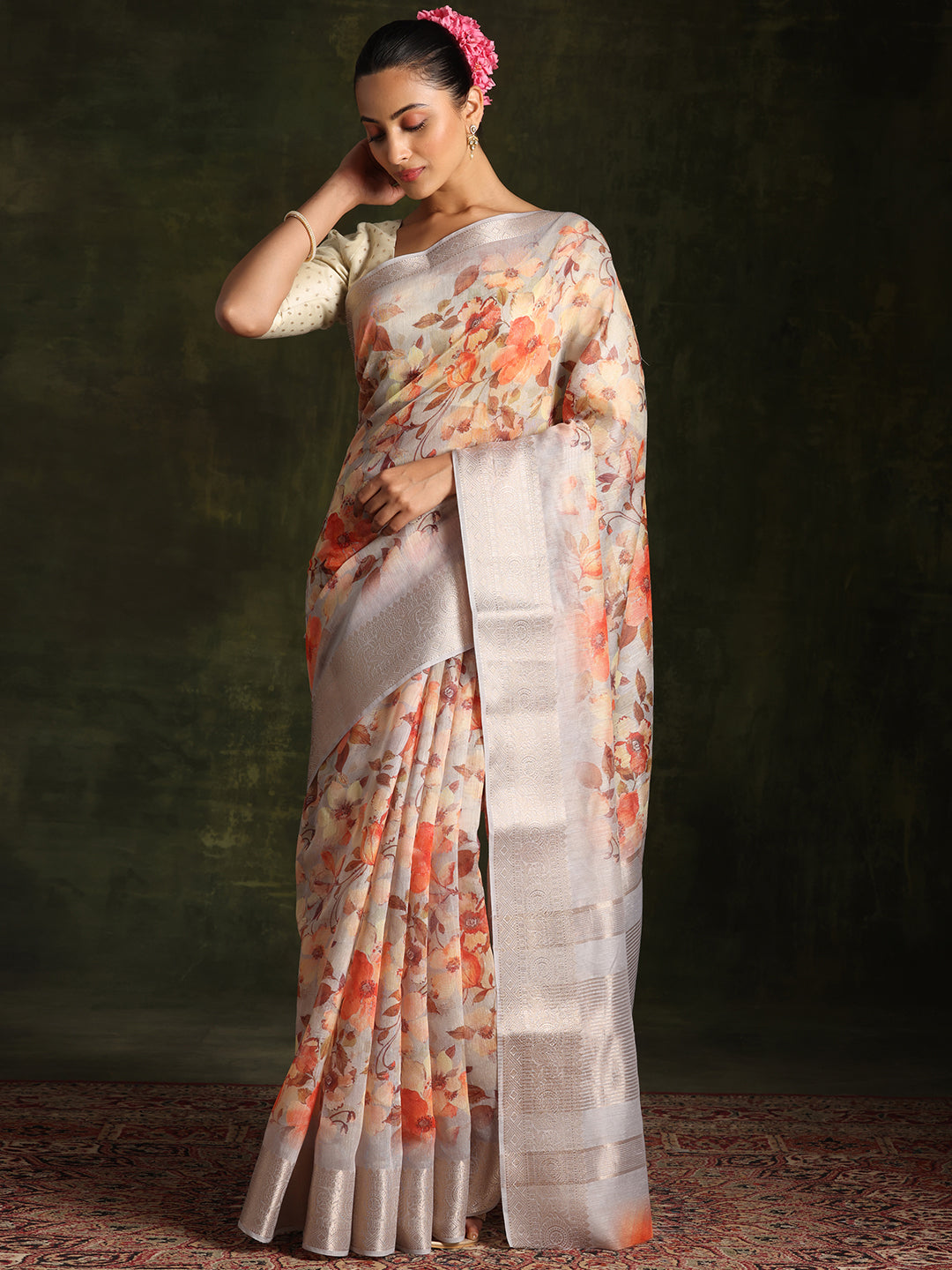 Grey Printed Silk Blend Saree With Unstitched Blouse Piece