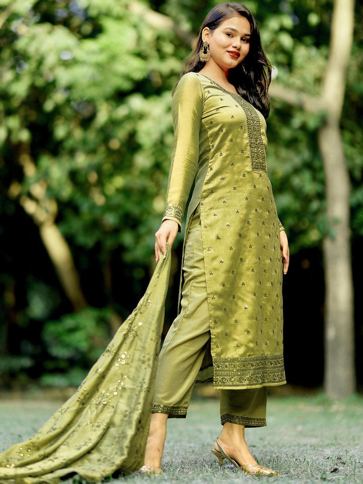Green Embroidered Silk Blend Straight Suit With Dupatta