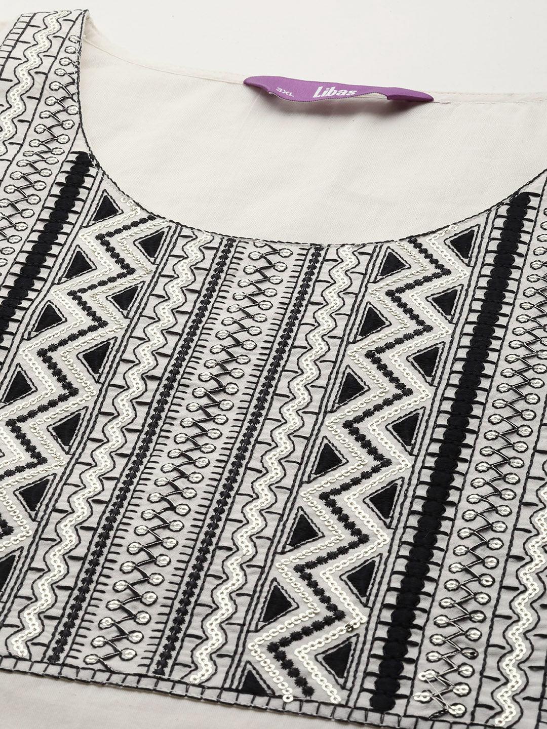 Plus Size Off White Yoke Design Cotton Straight Kurta - ShopLibas