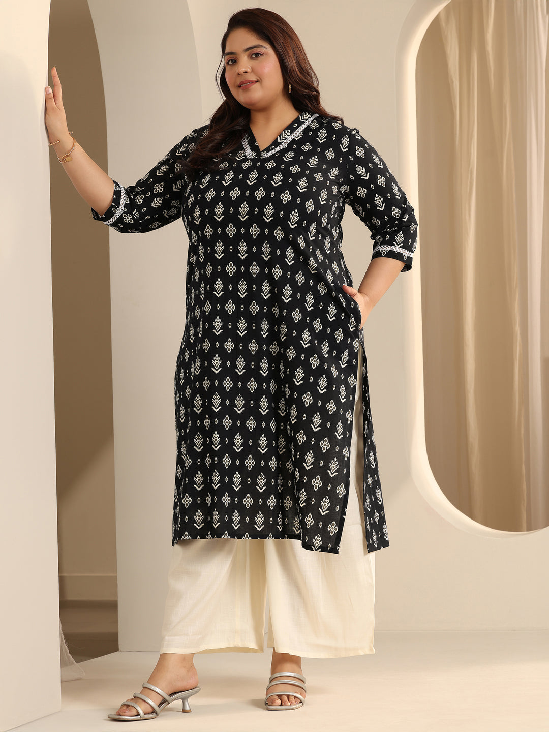 Plus Size Black Printed Cotton Straight Kurta