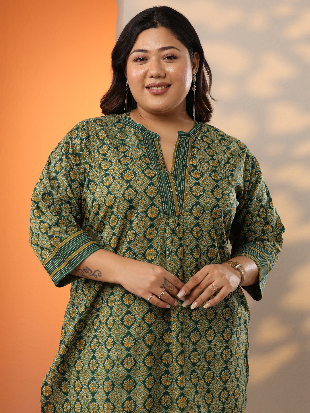 Plus Size Green Printed Cotton Straight Short Kurti