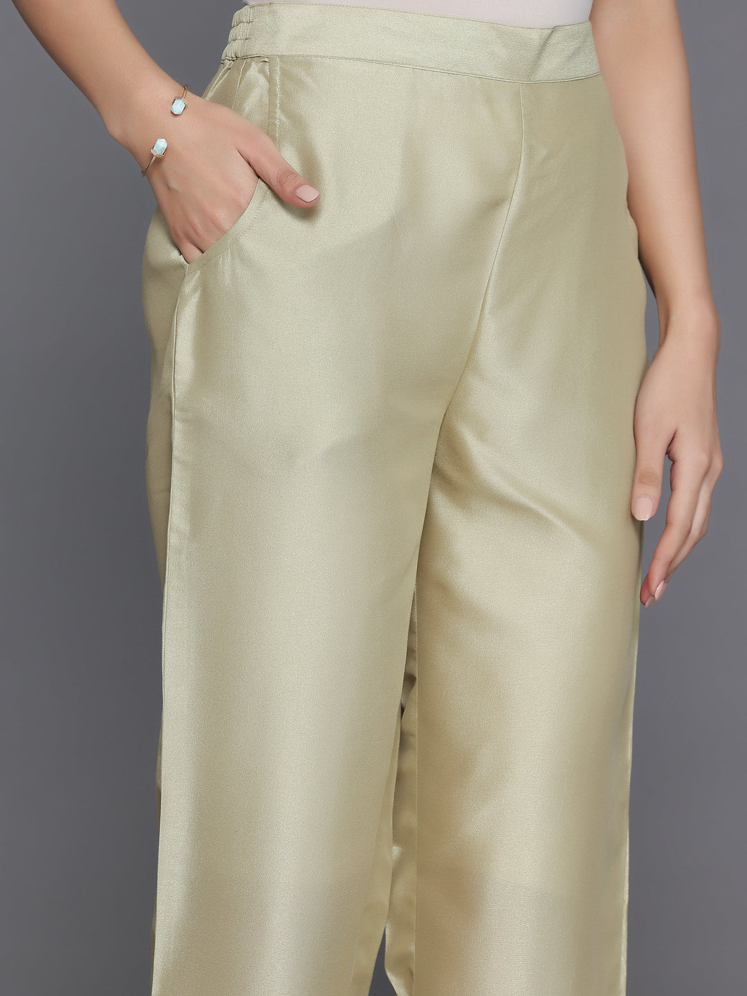 Green Embroidered Silk Blend Straight Suit With Dupatta