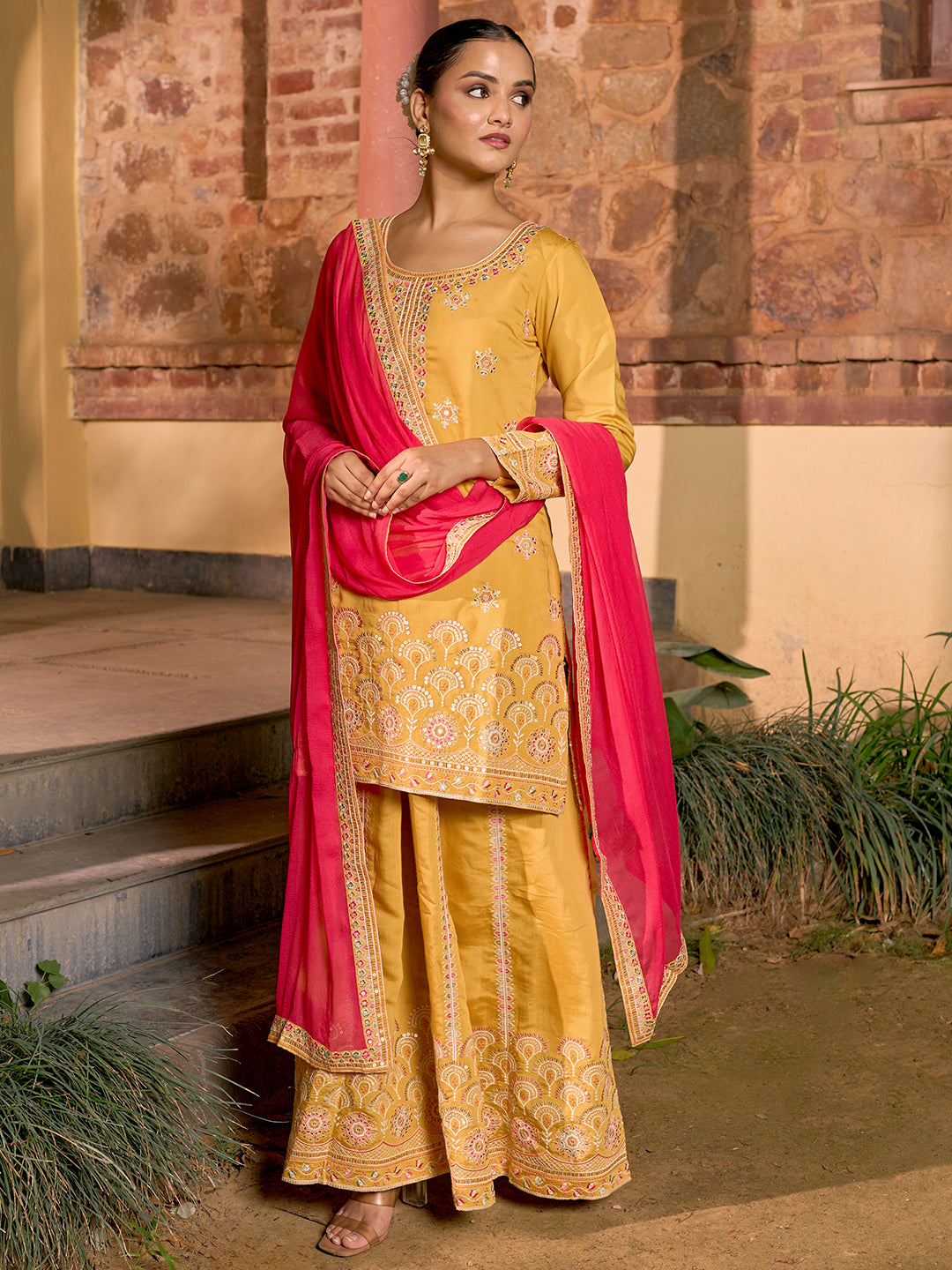 Yellow Embroidered Silk Blend Straight Suit Set With Dupatta