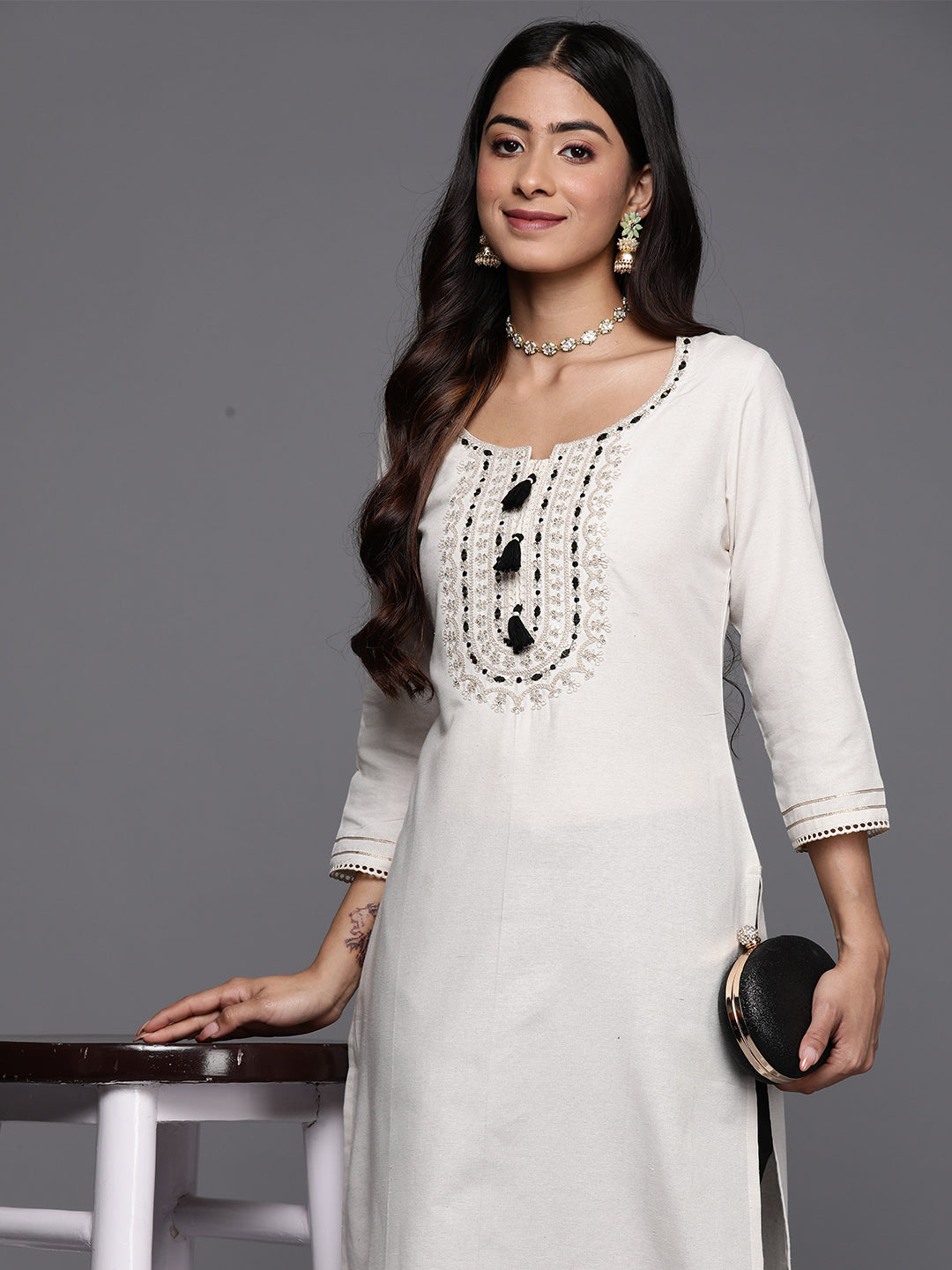 Off White Embellished Cotton Straight Kurta