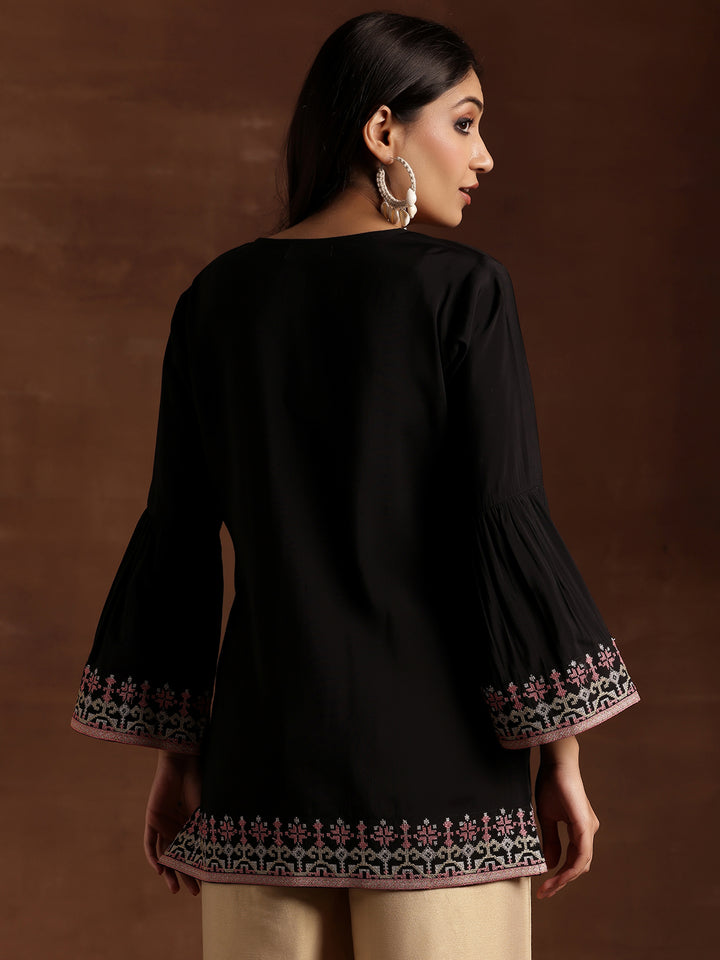 Black Embroidered Silk Blend Straight Kurti