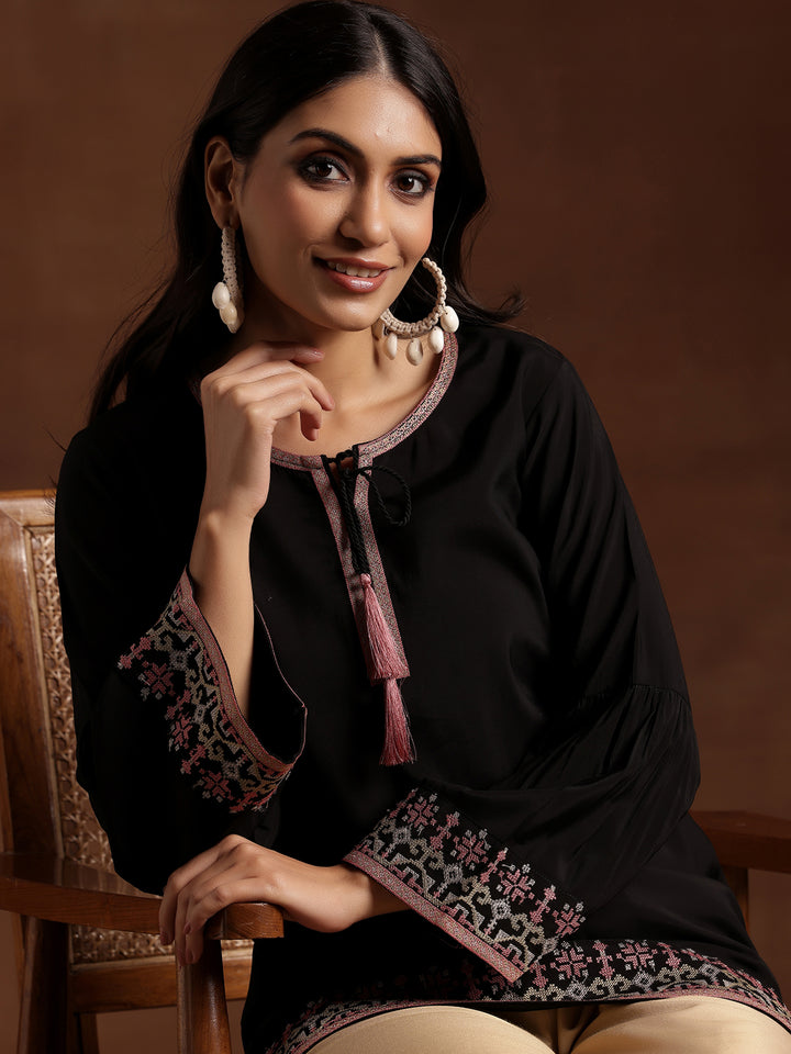 Black Embroidered Silk Blend Straight Kurti