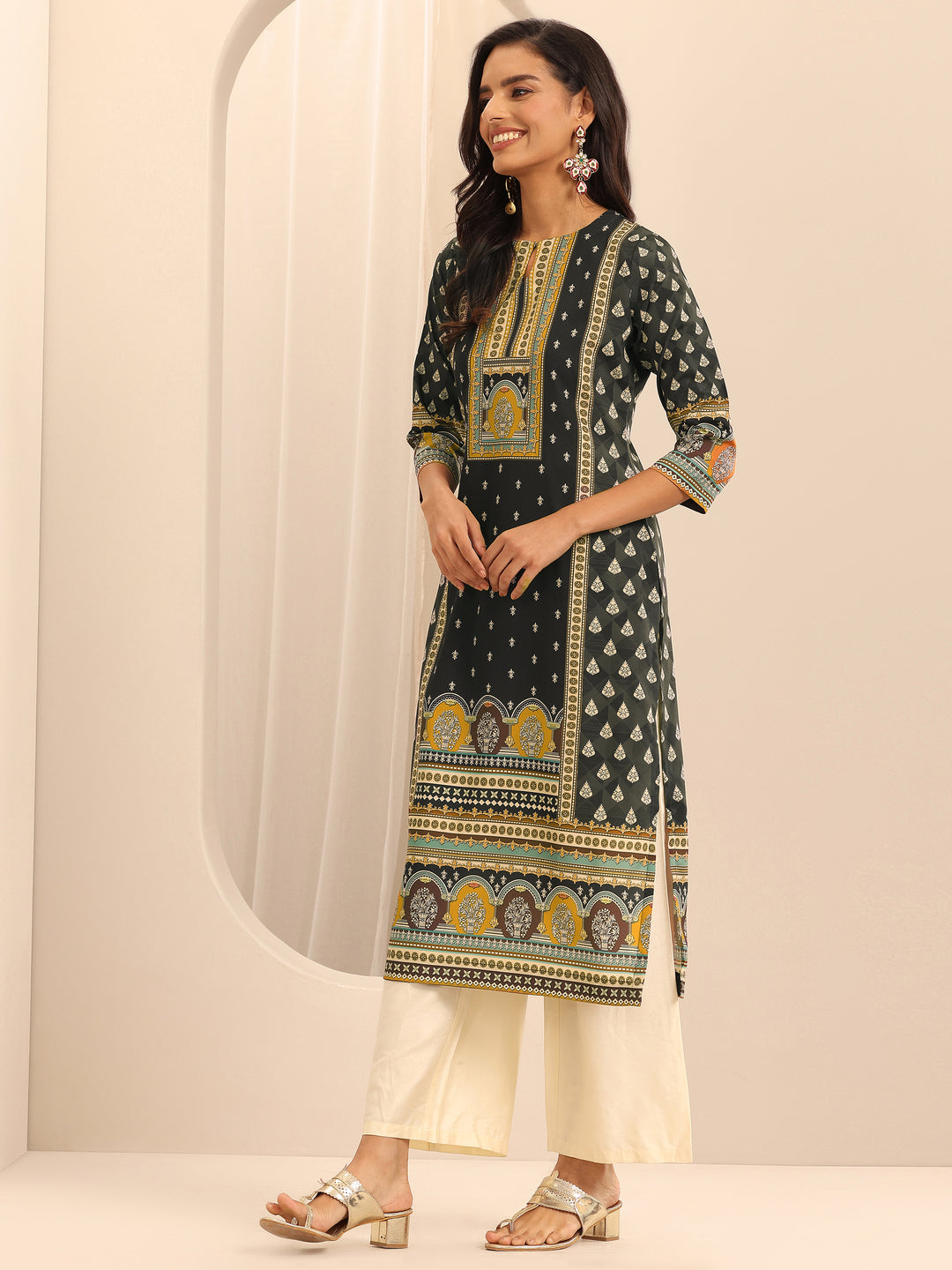Black Printed Crepe Straight Kurta