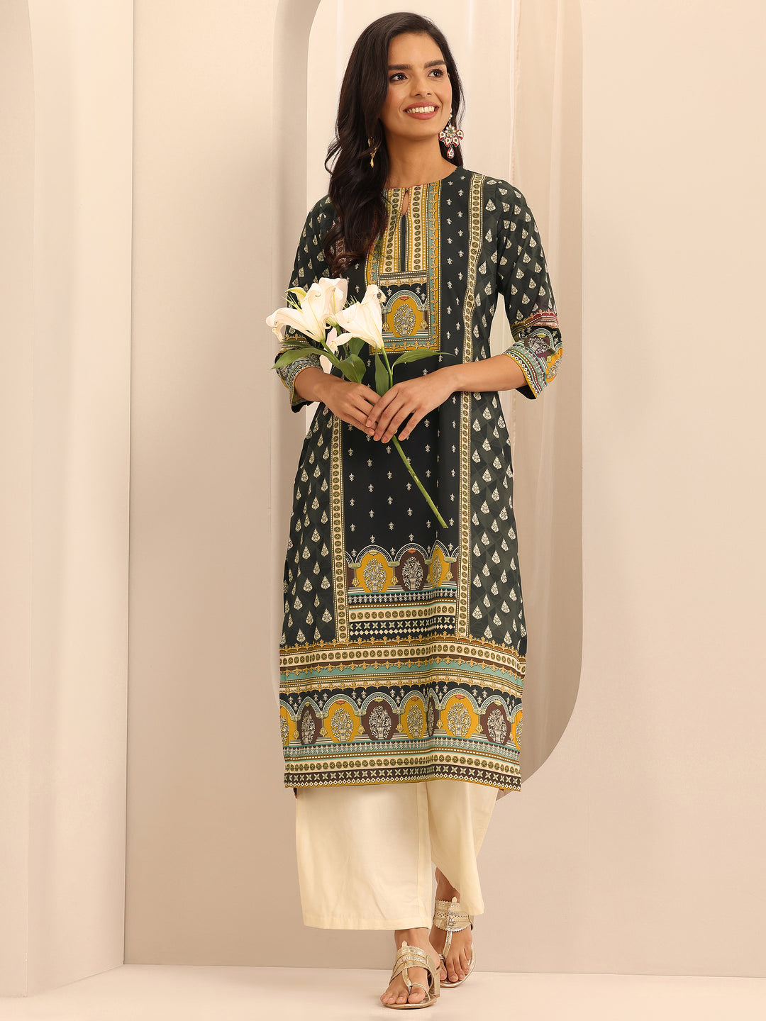 Black Printed Crepe Straight Kurta