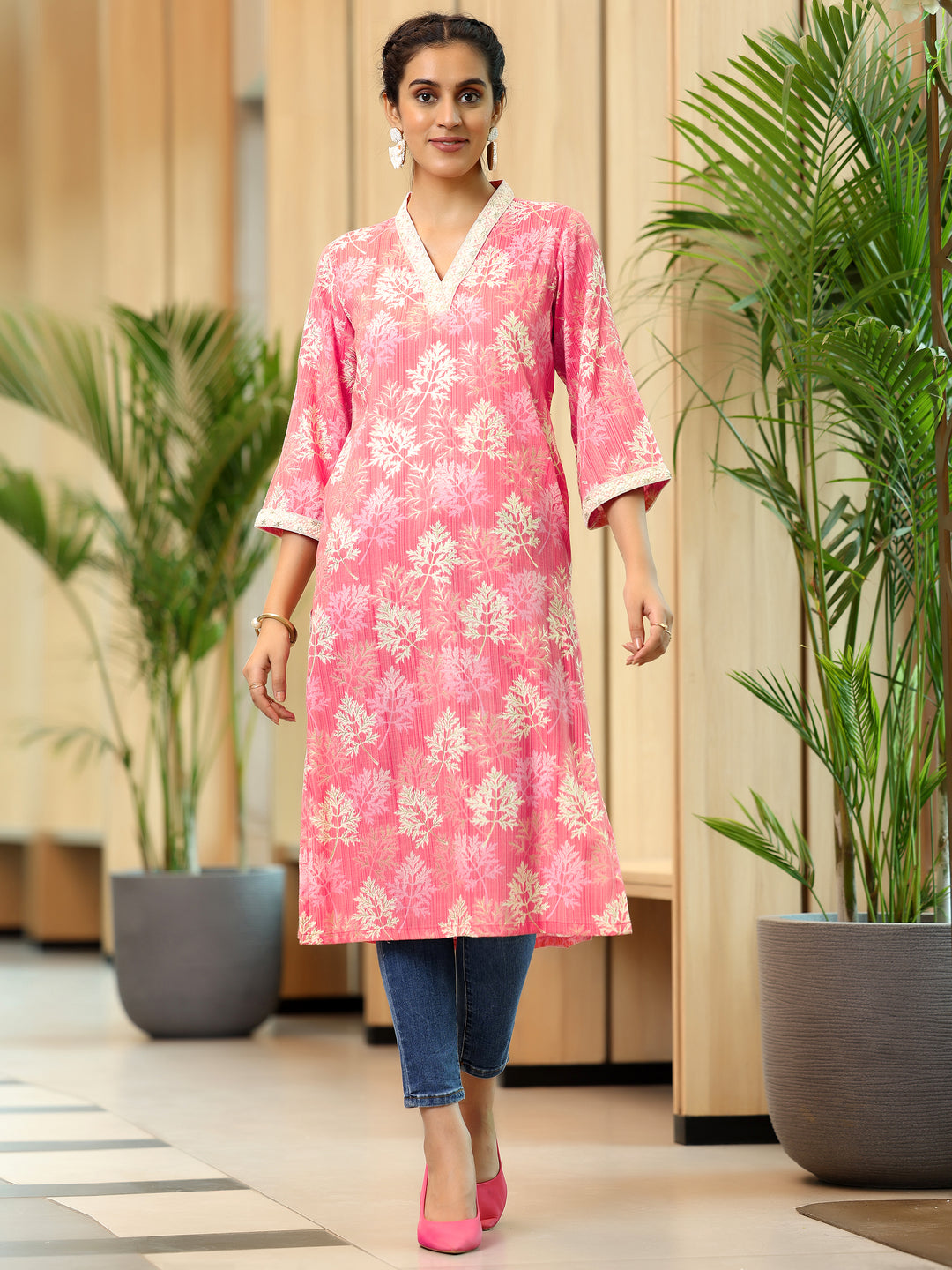 Pink Printed Cotton Straight Kurta