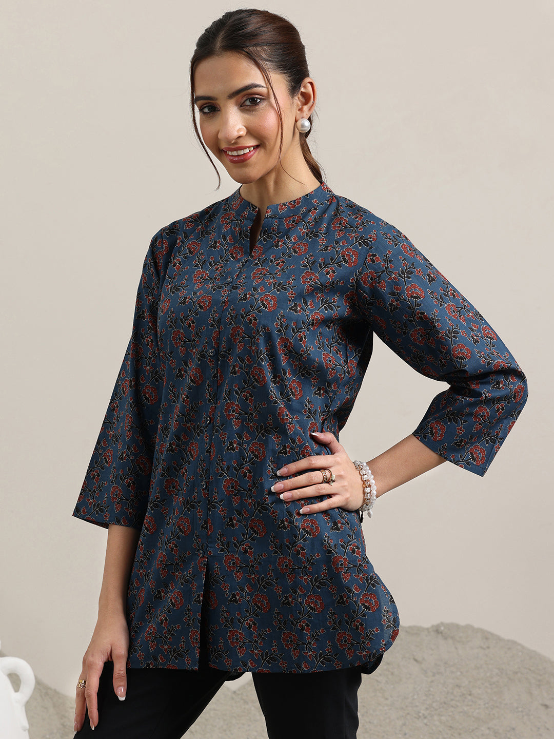 Blue Printed Cotton Straight Short Kurti