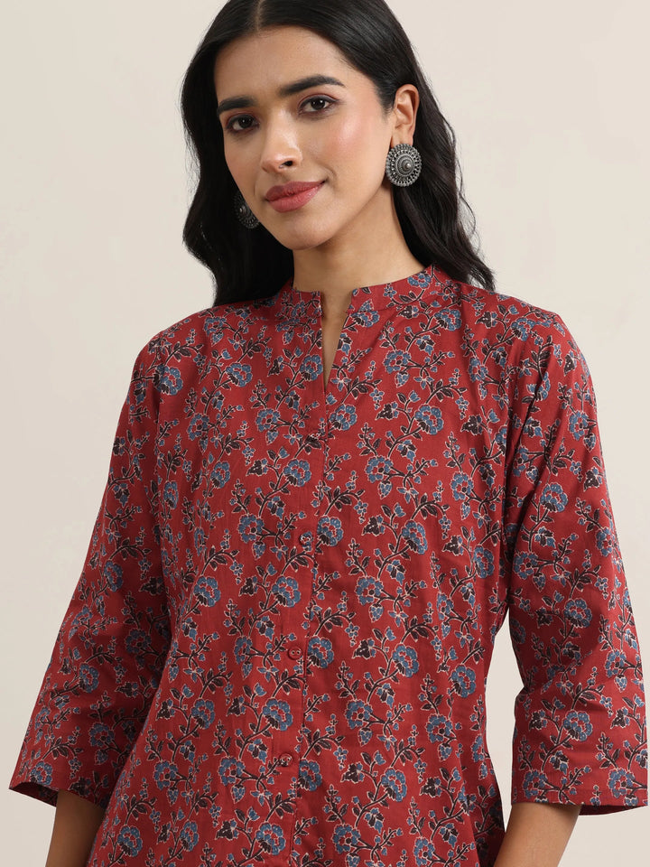 Maroon Printed Cotton Straight Kurti