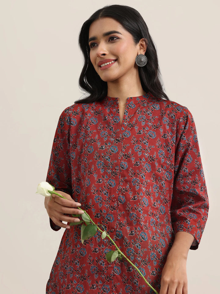 Maroon Printed Cotton Straight Kurti