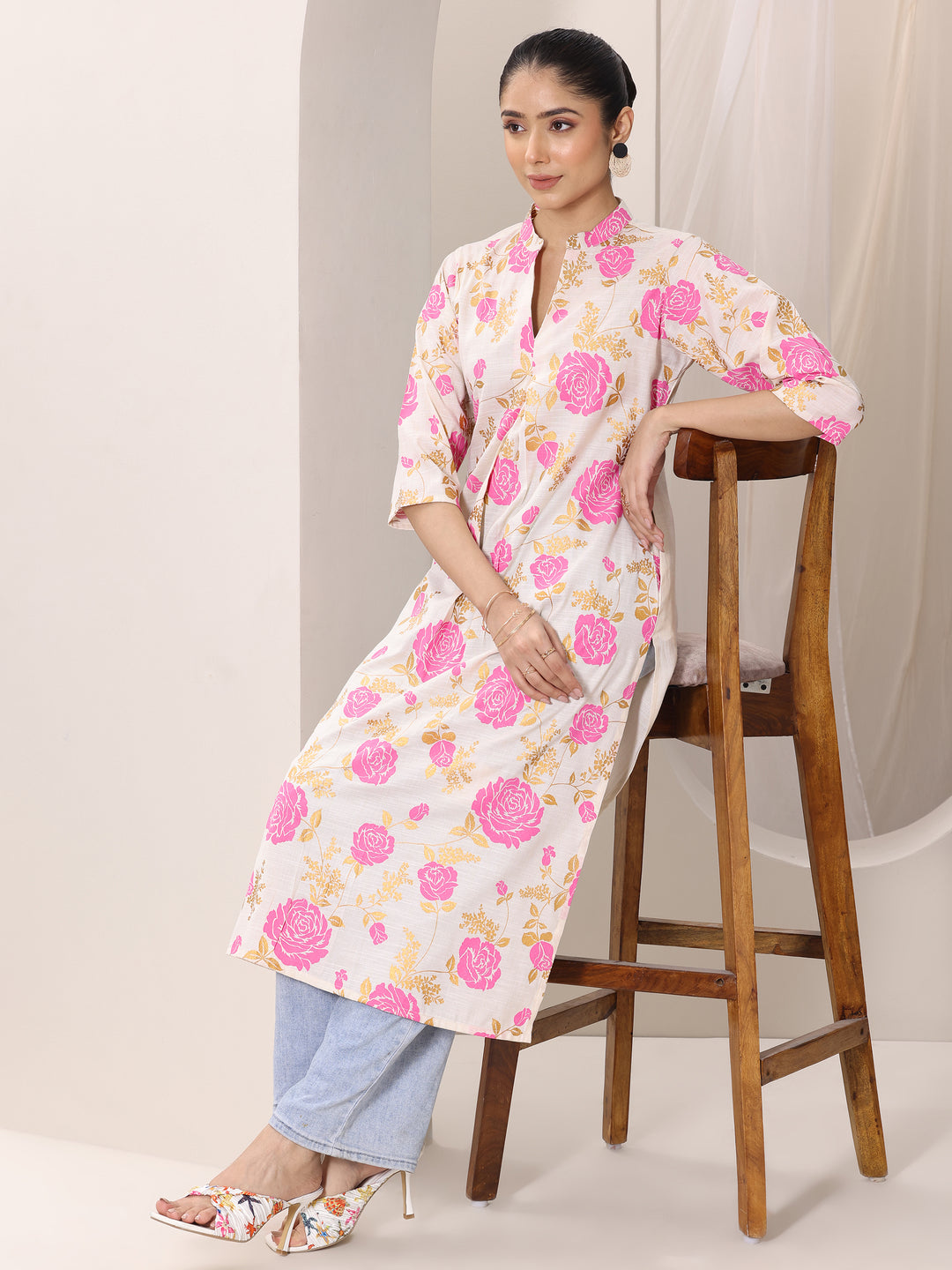Pink Printed Cotton Blend Straight Kurta
