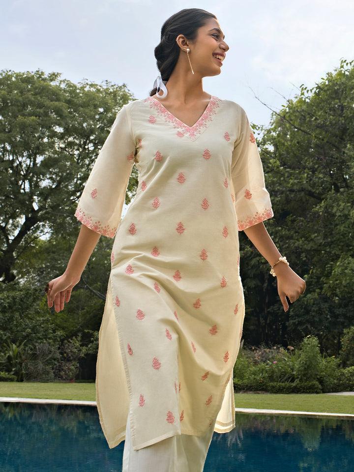 Off white Embroidered Cotton Straight Kurta