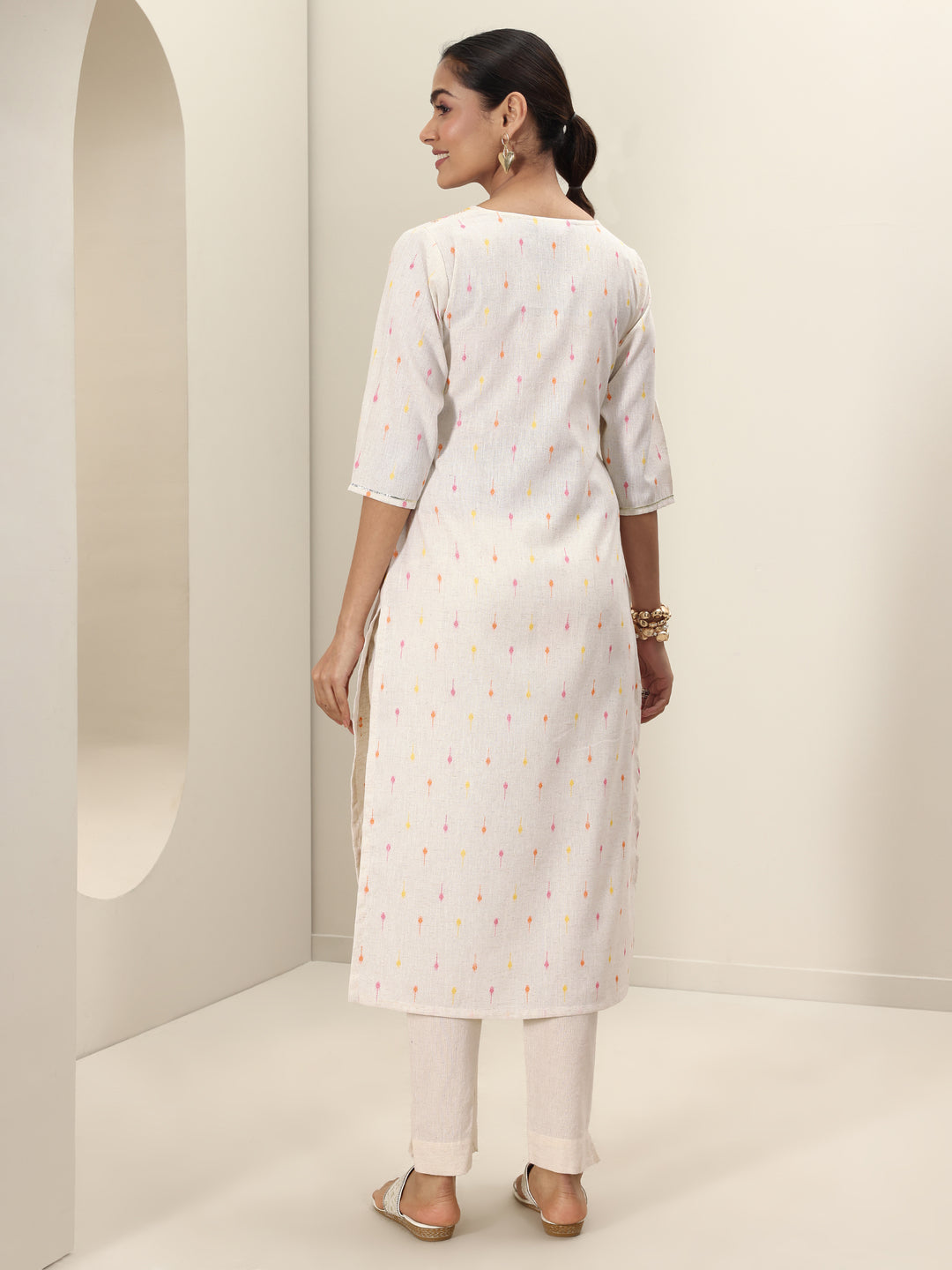 Off White Embroidered Cotton Straight Kurta