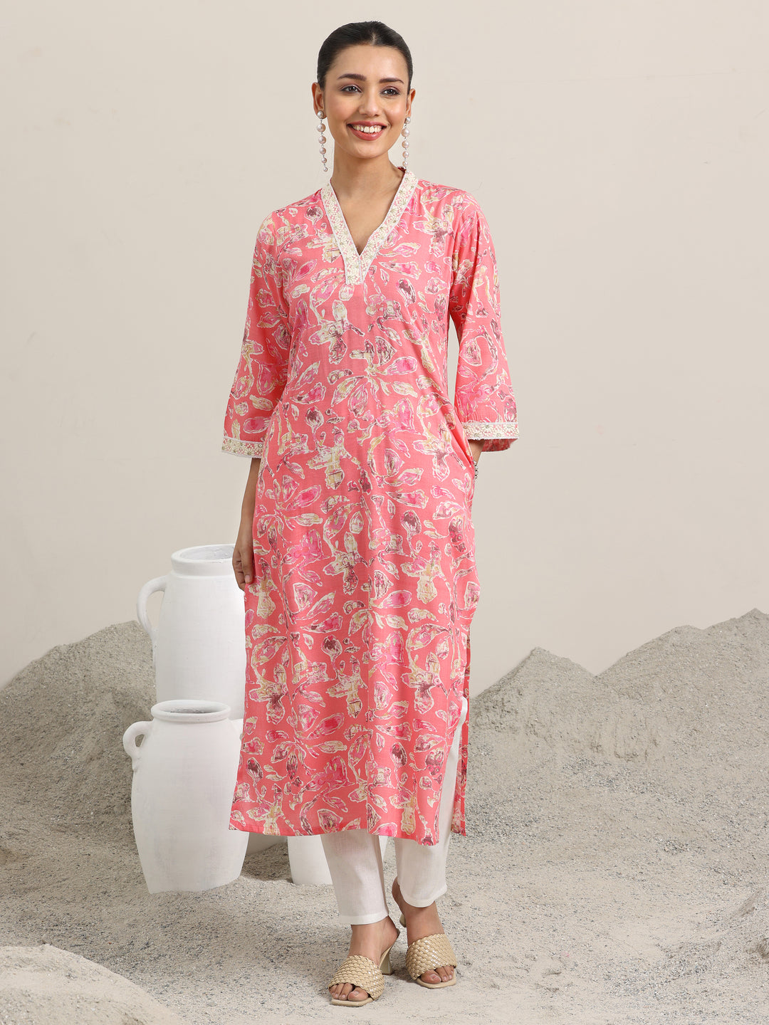 Pink Printed Cotton Blend Straight Kurta