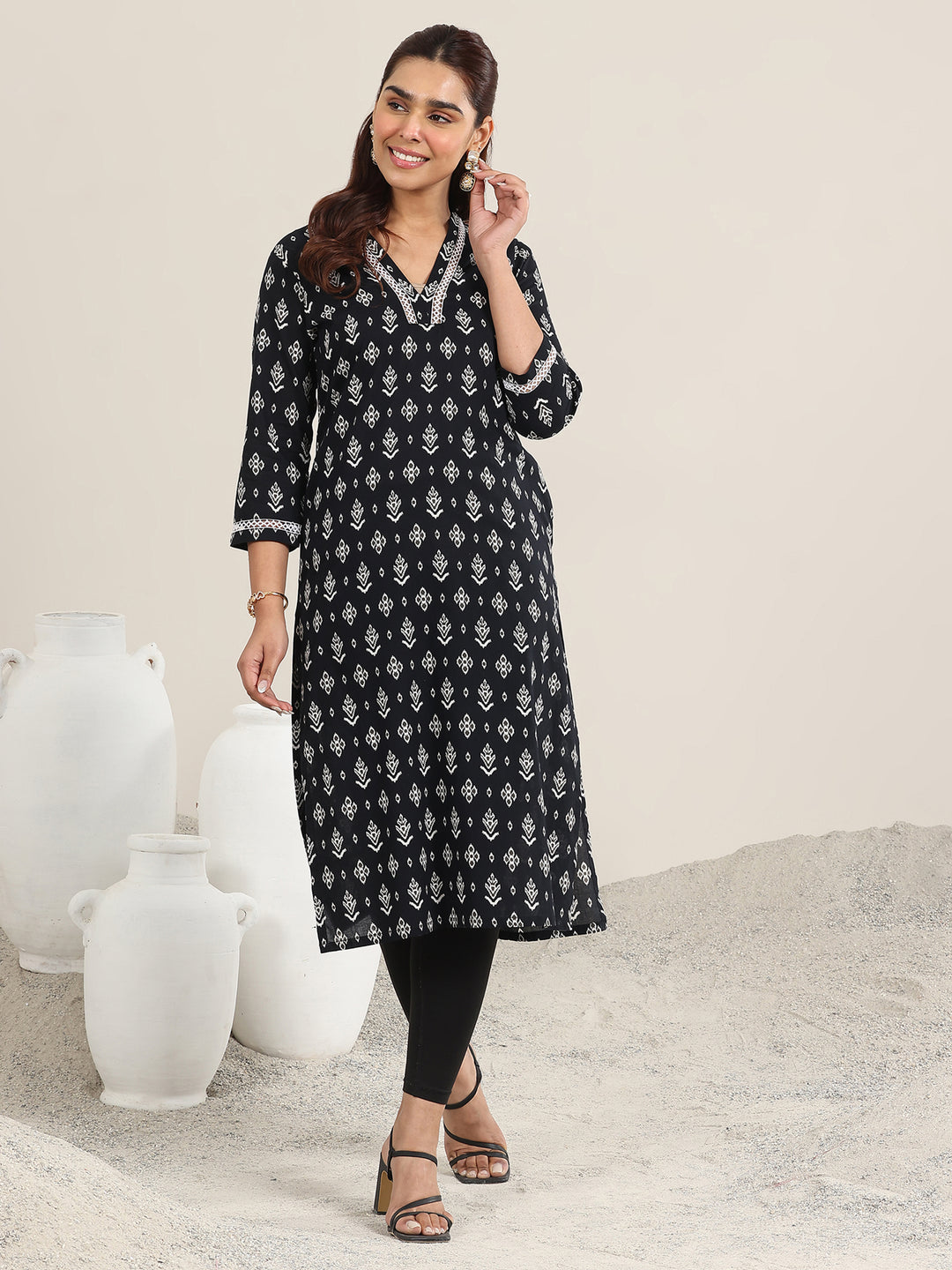 Black Printed Cotton Straight Kurta