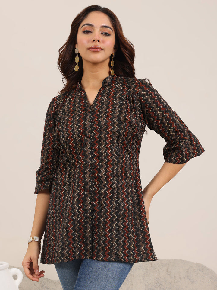Black Printed Cotton Straight Short Kurti