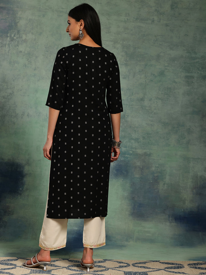 Black Embroidered Cotton Straight Kurta