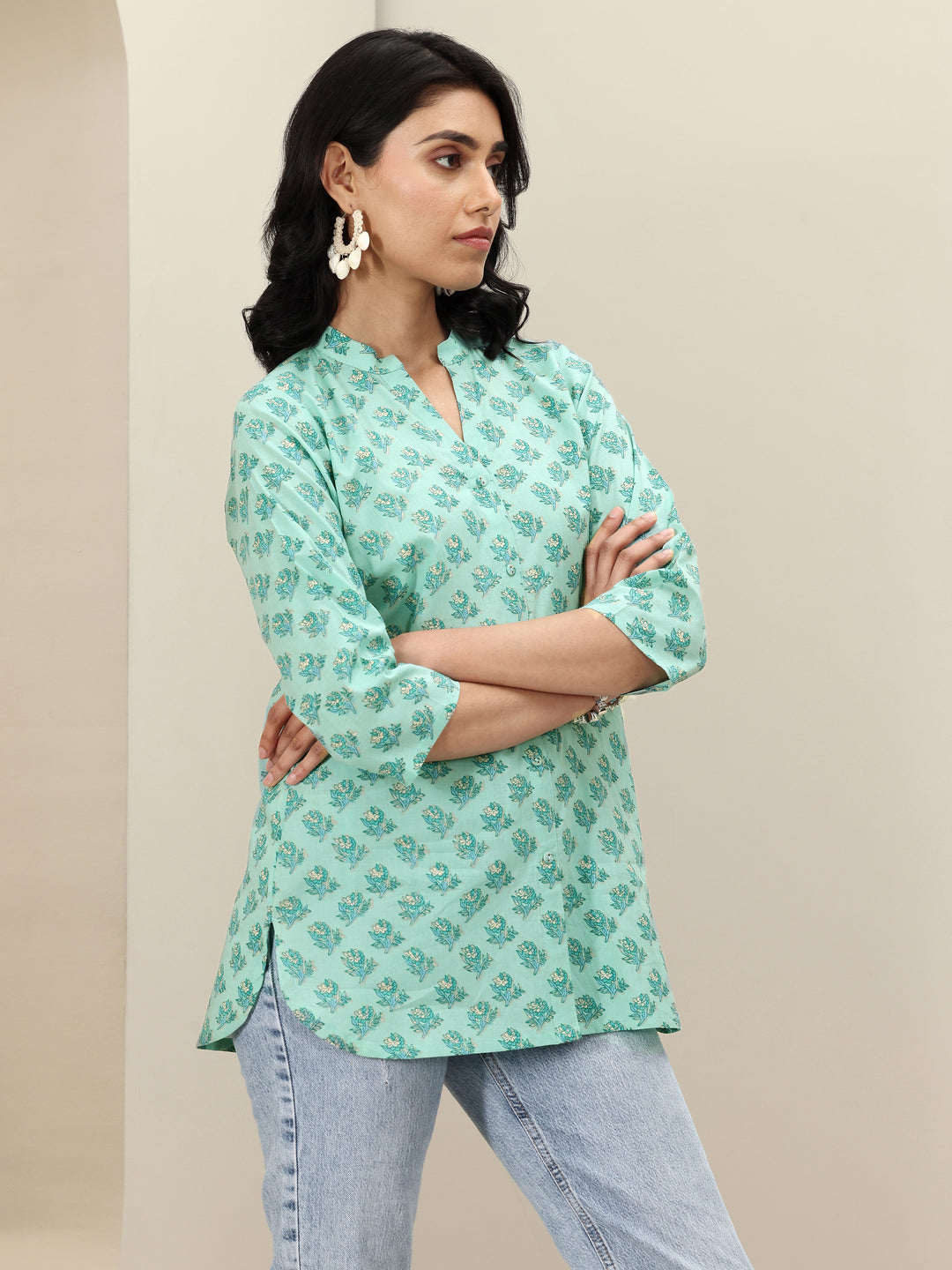 Green Printed Cotton Blend Straight Short Kurti