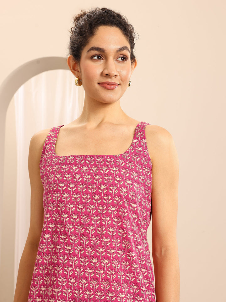 Pink Printed Cotton Blend Straight Short Kurti