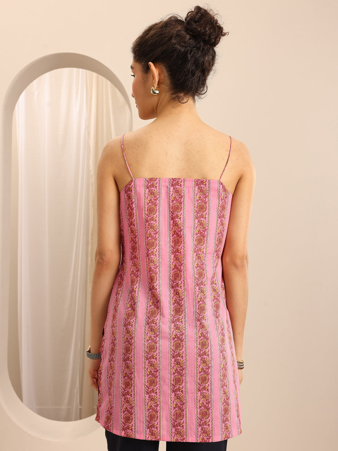 Pink Printed Cotton Blend Straight Short Kurti