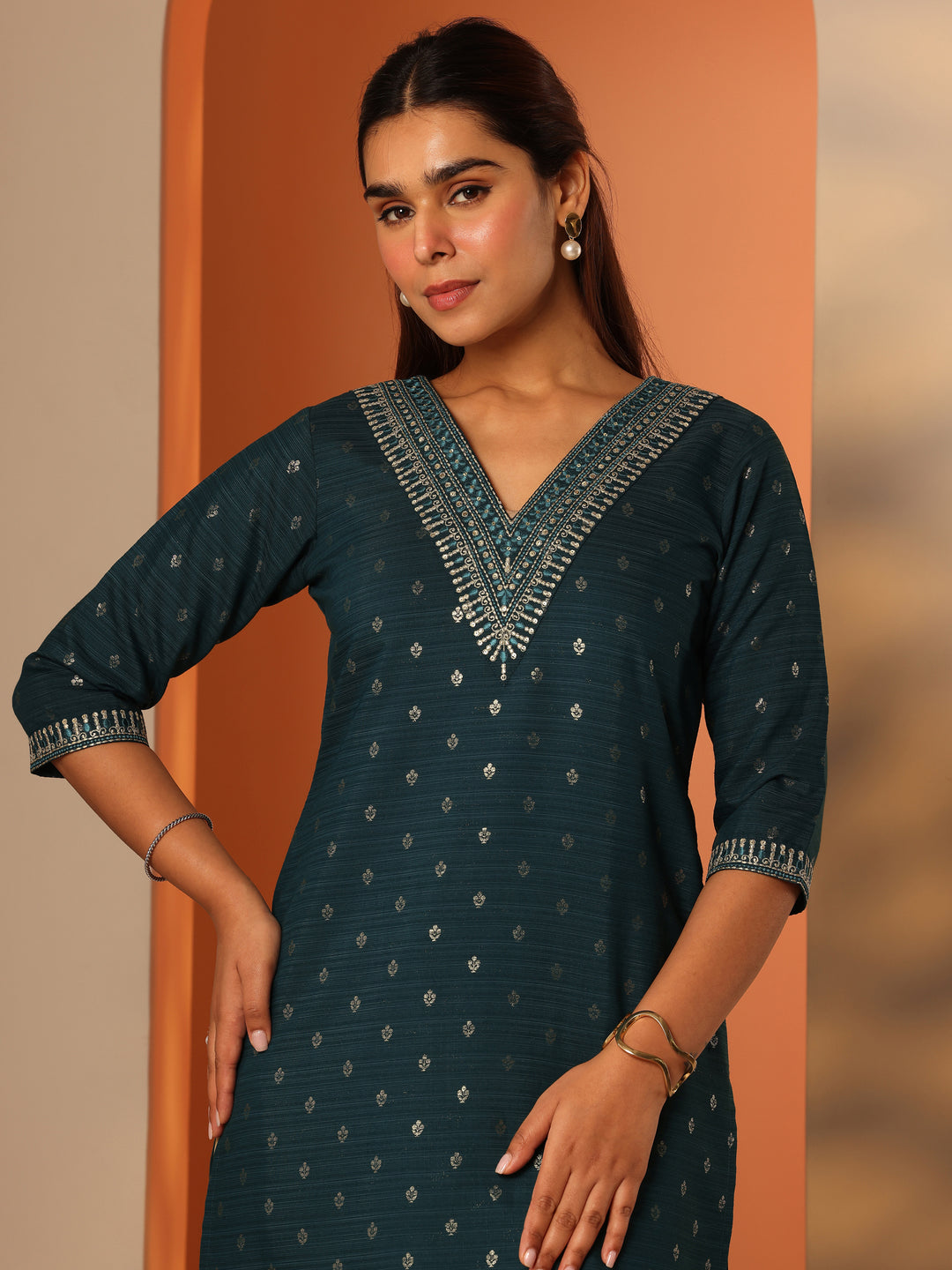 Teal Embellished Silk Blend Straight Kurta