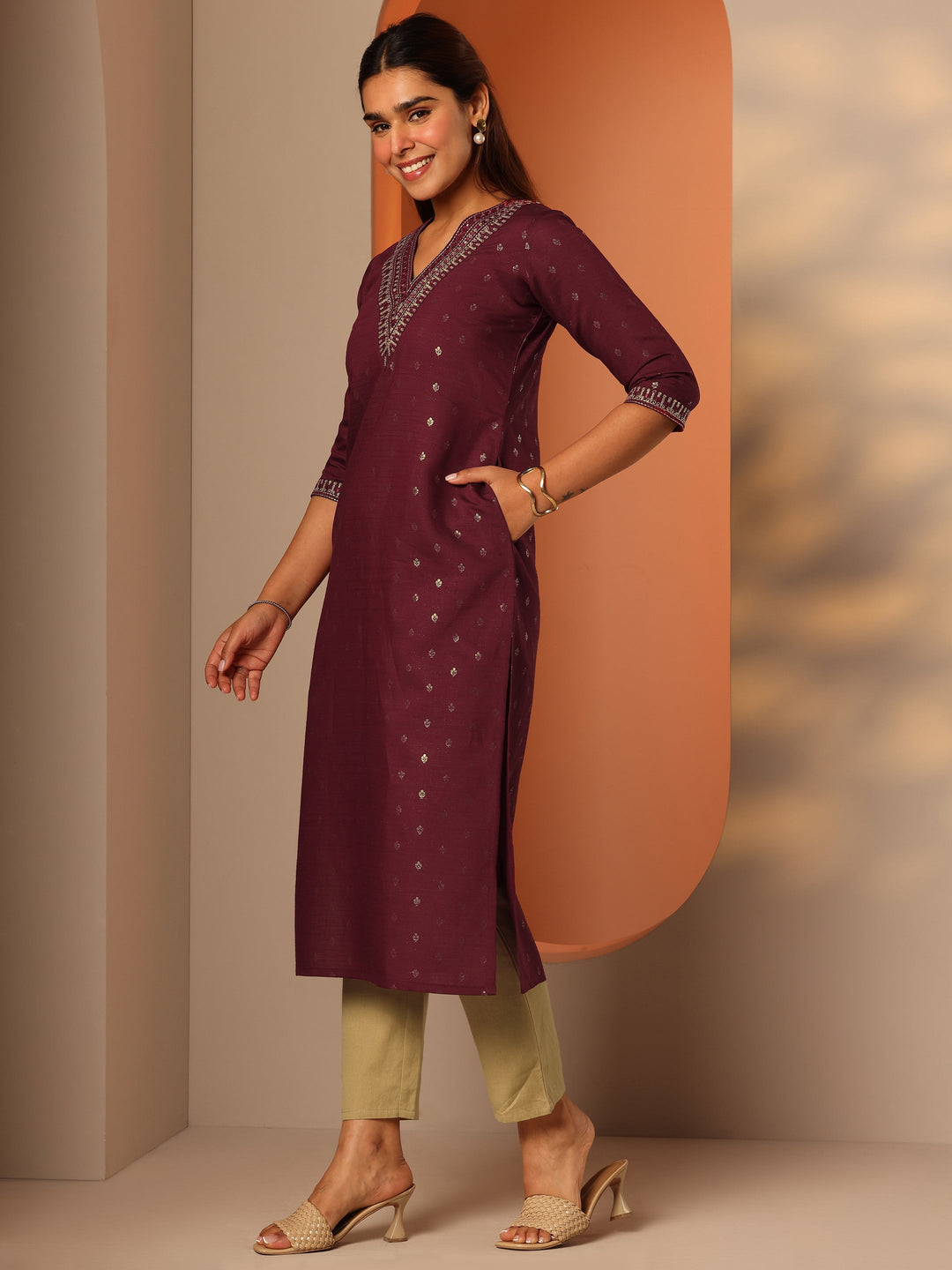 Maroon Printed Silk Blend Straight Kurta