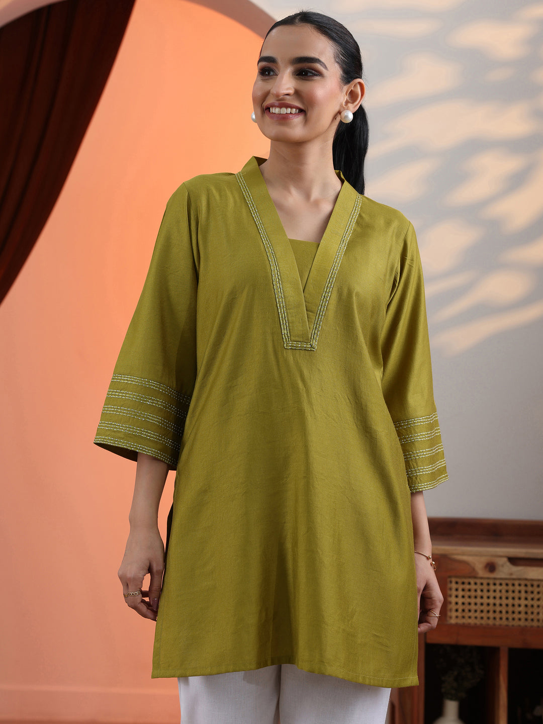 Green Solid Silk Blend Straight Short Kurti