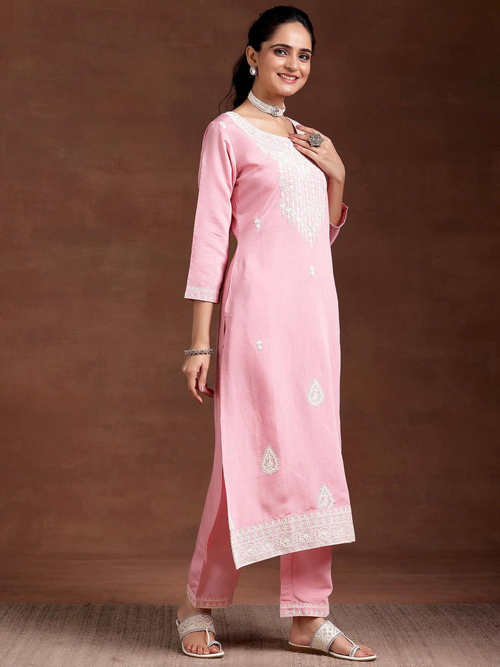 Pink Embroidered Silk Blend Straight Suit With Dupatta
